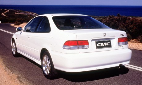 1999 civic hatch specs
